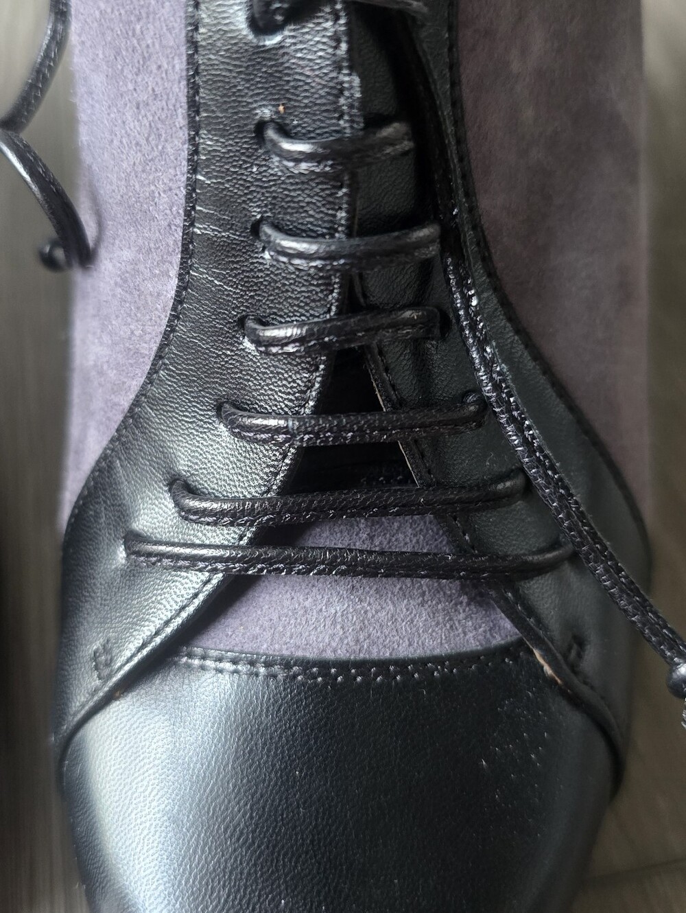 Tabitha Simmons Wedge Heel Grey Suede Black Leather Lace Up US 10 Fall Booties - Picture 14 of 15